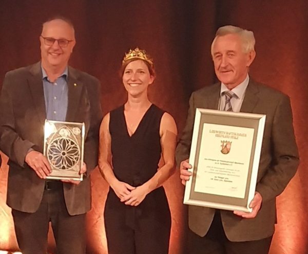 Ehrenpreis der Weinbruderschaft an Weingut Gres